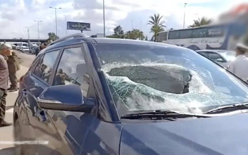 Casablanca : l'effondrement d'une partie de la dalle d'un pont fait un mort et un blessé (vidéo)