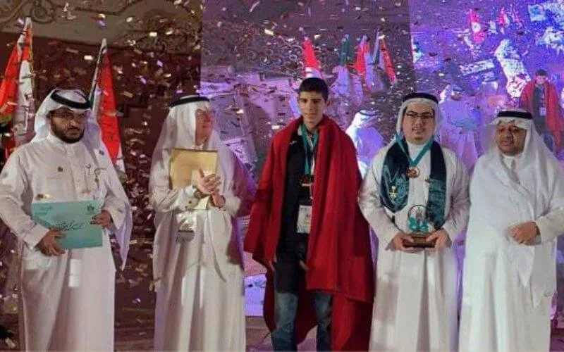 Trois élèves marocains remportent des trophées aux olympiades arabes des mathématiques