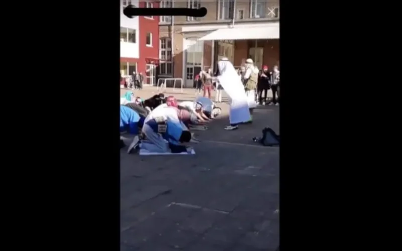 Belgique : le déguisement d'étudiants « en musulmans terroristes » fait polémique (vidéo)