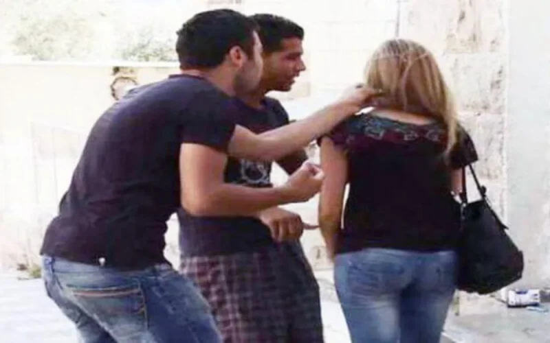 Maroc : Harcèlement sexuel, gifle et mort pour une jeune femme 