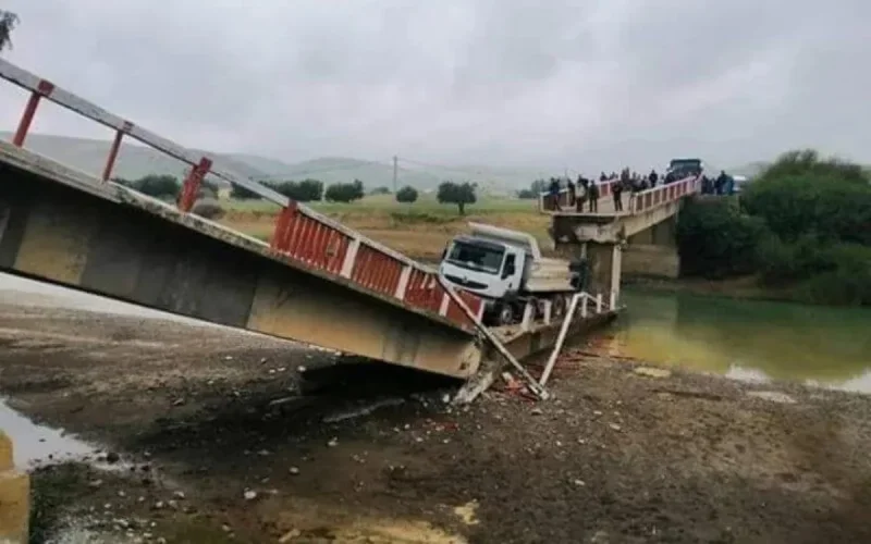 Maroc : l'effondrement d'un pont fait un blessé grave à Taounat (photos)