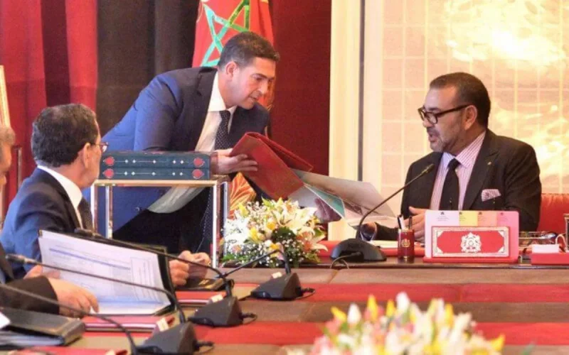 Formation professionnelle : le roi Mohammed VI met la pression sur le gouvernement