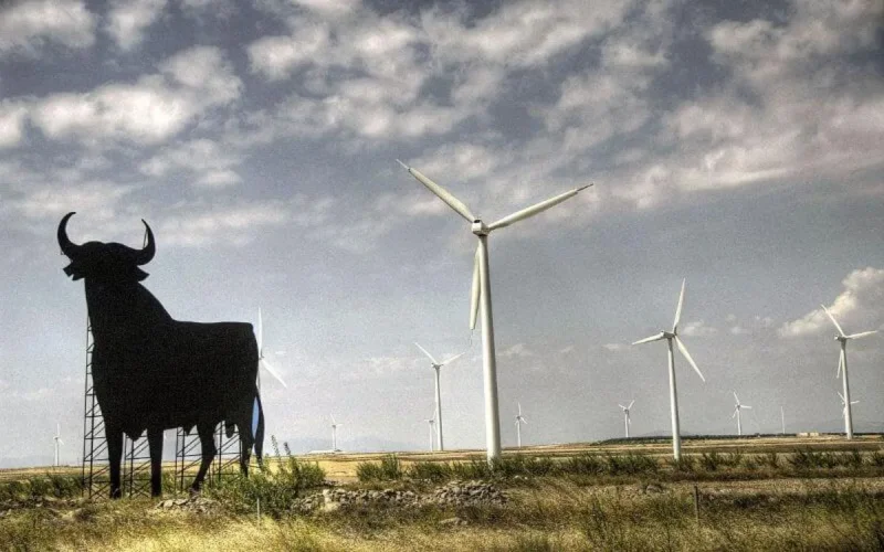 L'Espagne a stoppé ses importations d'électricité du Maroc. Une taxation de l'UE en vue ?