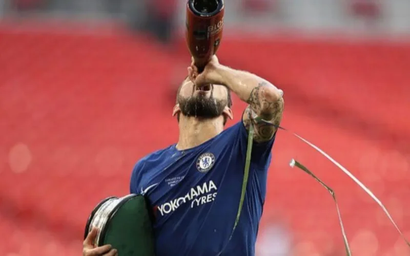 Football : La Fédération anglaise bannit le champagne par respect pour les musulmans