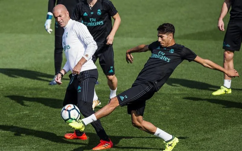 Zidane veut le retour d'Achraf Hakimi au Real Madrid