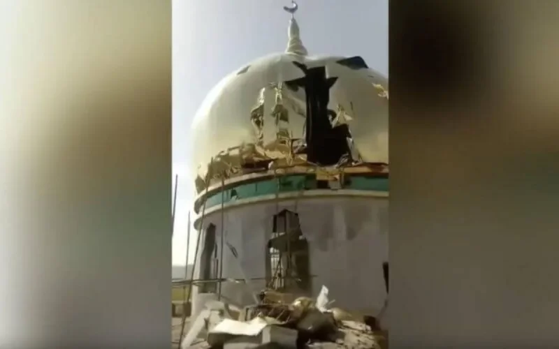 Chine : des mosquées détruites et des musulmans dans des camps de détention (vidéo)