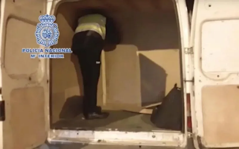 La cachette très originale de ces Marocains pour entrer à Sebta (vidéo)