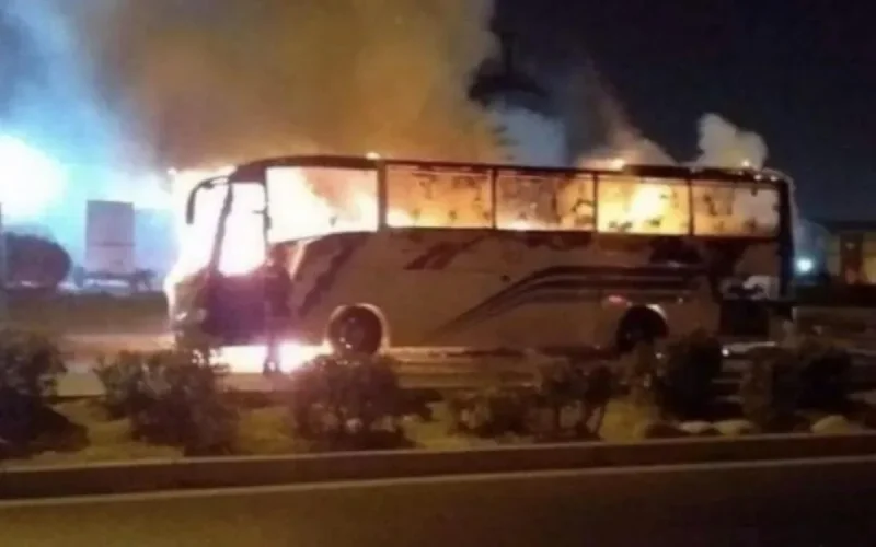 Un bus prend feu à Inezgane : des dizaines de voyageurs échappent à la mort