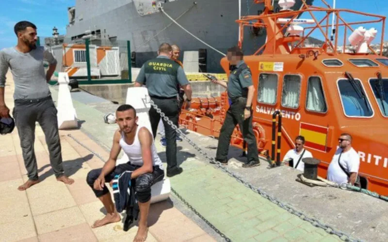 Hrig en Kayak de la part de trois Marocains