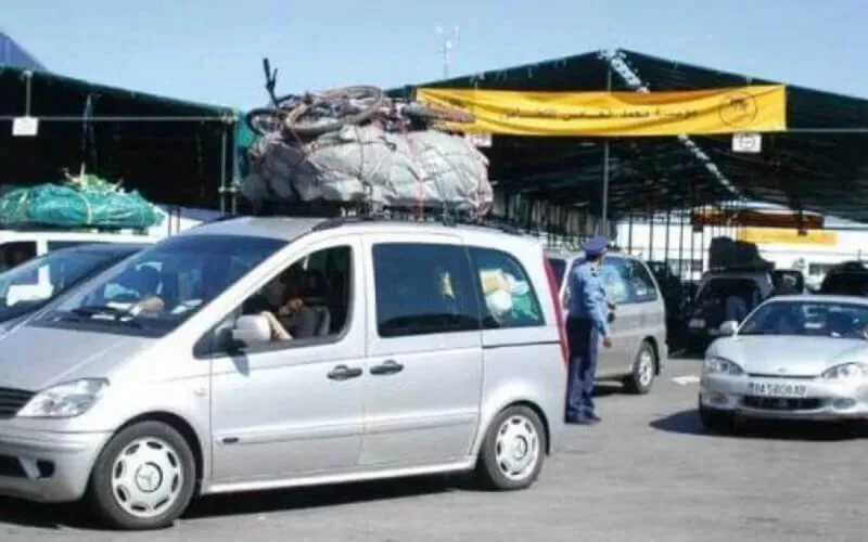 Un MRE peut-il repartir à l'étranger sans sa voiture ?
