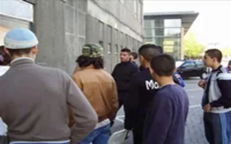 Belgique : 'Moteur, Appel aux jeunes d'origine étrangère'