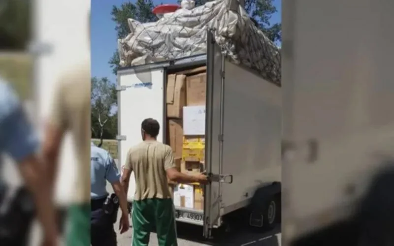 Photo : Il n'avait que 2 tonnes de plus dans sa fourgonnette