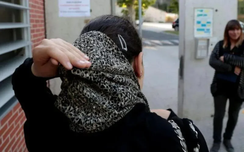 Bruxelles lâche du lest sur le port de signes religieux