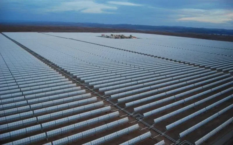 Maroc : TF1 vante la plus grande centrale solaire du monde (vidéo)