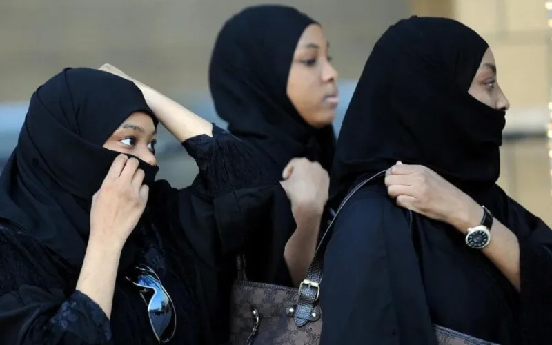 Les Saoudiennes n'ont plus besoin de tuteur pour voyager