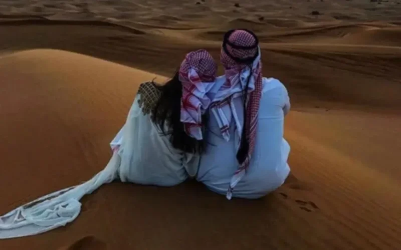 Elle demande le divorce car il l'aime trop ...