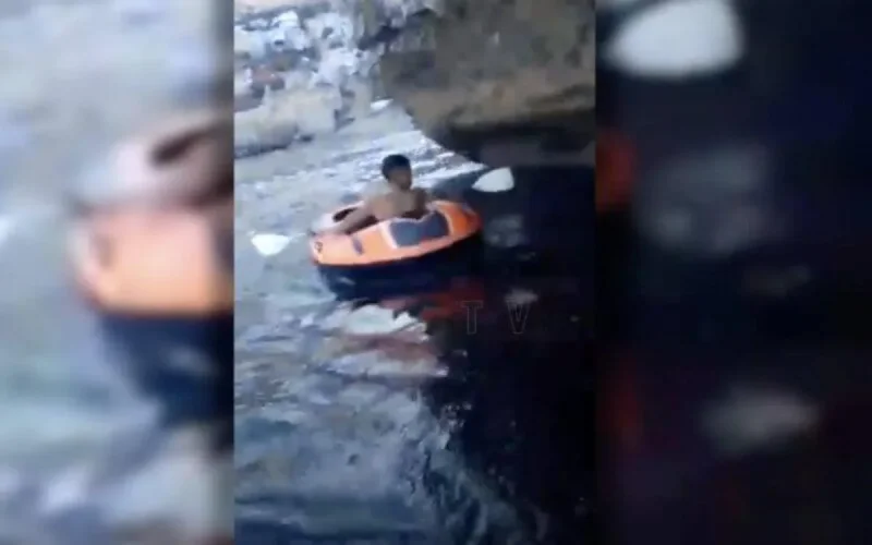 De jeunes migrants marocains jouent avec leur vie 