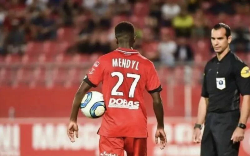 Hamza Mendyl veut retrouver sa place avec l'équipe du Maroc