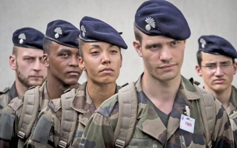 France : désintérêt des plus jeunes pour l'armée