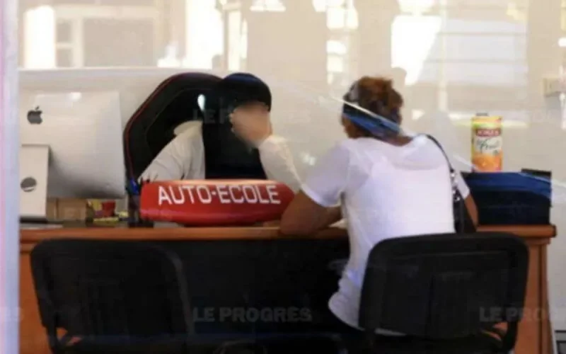 Orléans : une auto-école interdit le voile