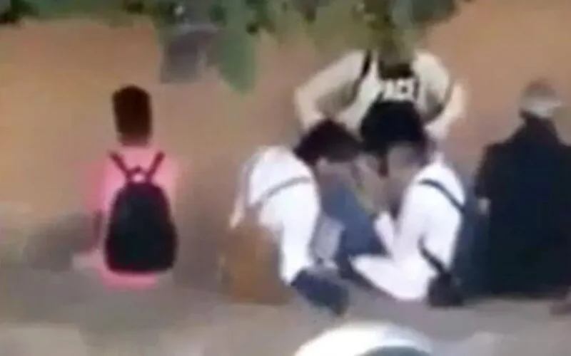 Maroc : quand des élèves se droguent à l'école (vidéo)