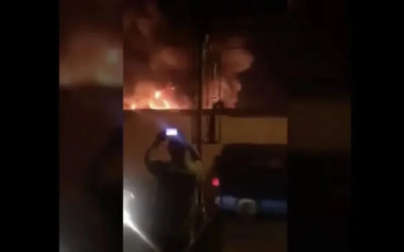 50 magasins ravagés par les flammes à Inzegane (vidéo)