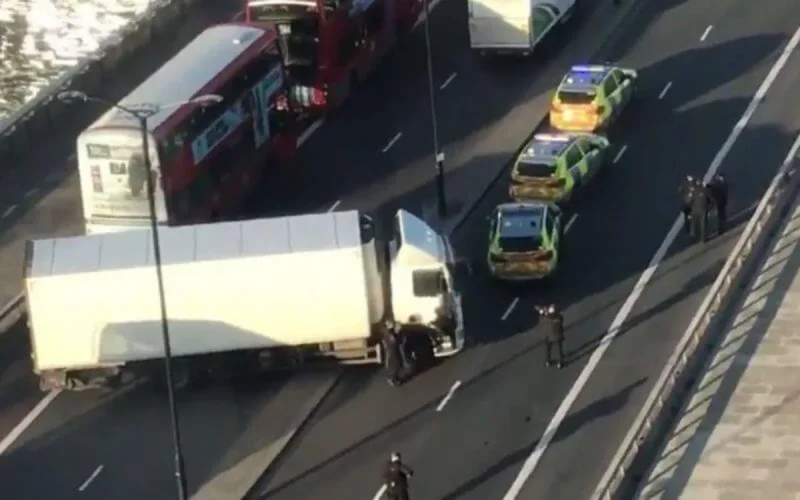 Grande-Bretagne : vers l'aggravation des peines pour les terroristes