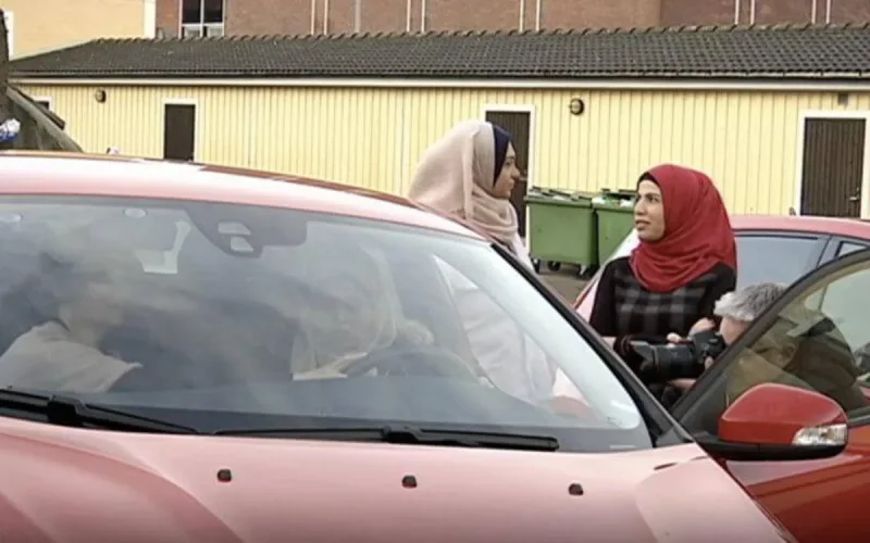 Suède : tollé général contre les cours de conduite en arabe pour les musulmanes
