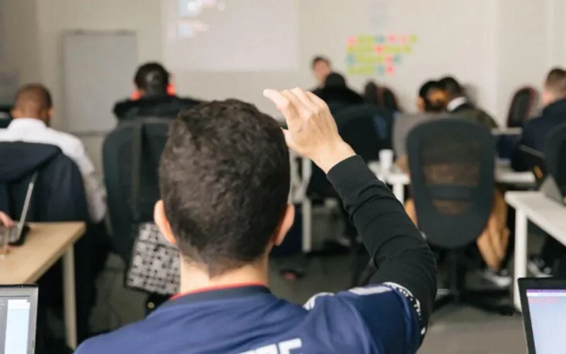 Les enfants de MRE auront droit à une bourse d'études 