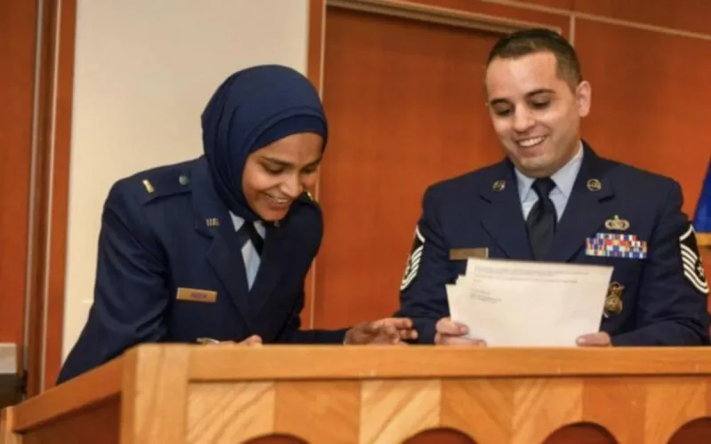 Saleha Jabeen, première femme aumônière des Forces aériennes américaines