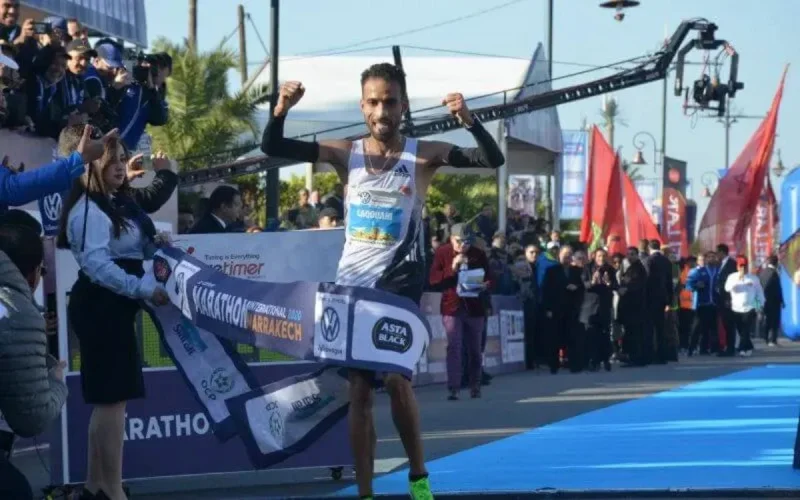 Le Marocain Hicham Laqouahi pulvérise le record du marathon de Marakech