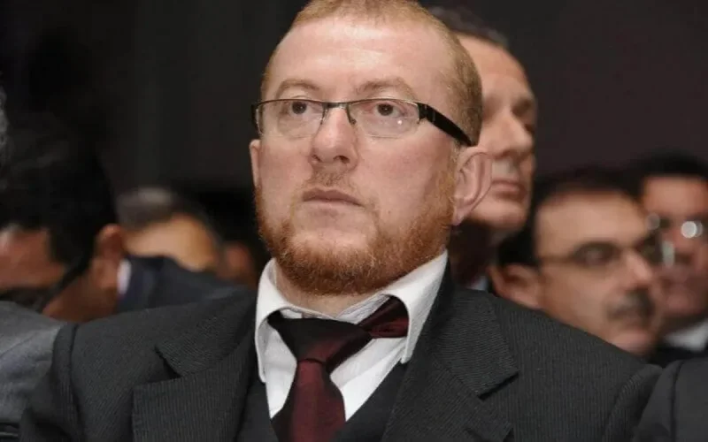 Un ancien ministre critique un programme royal