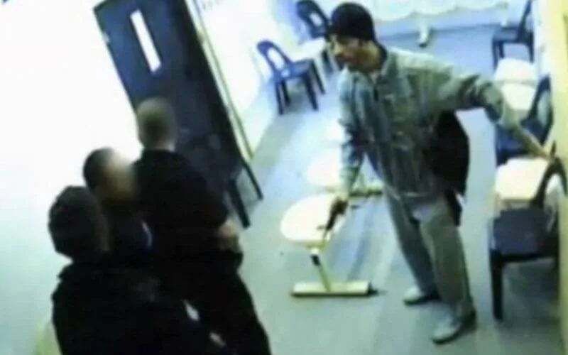 France : un détenu atypique observe une grève de la faim