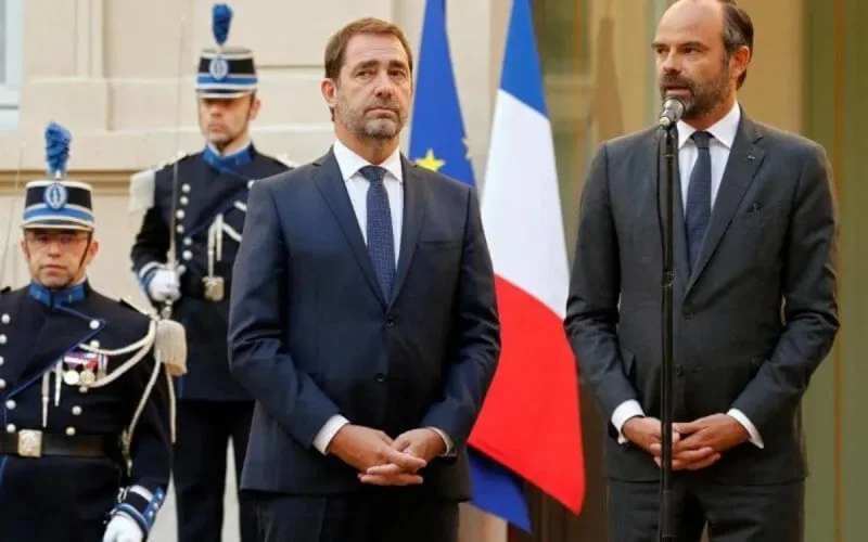 Christophe Castaner s'exprime sur les carrés musulmans dans les cimetières