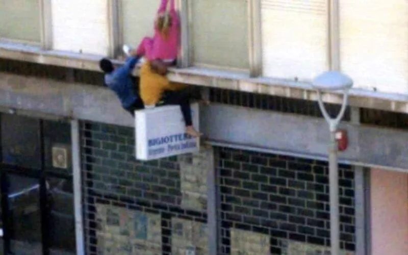 Le geste héroïque de deux jeunes "Spidermen" marocains en Italie