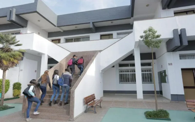 Écoles françaises au Maroc : le paiement du troisième trimestre est-il maintenu ?