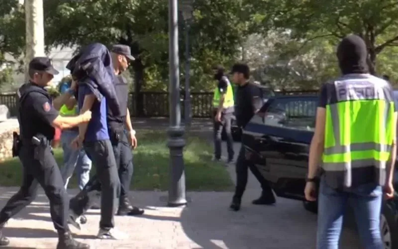 Espagne : démantèlement d'un groupe terroriste dirigé par un Marocain