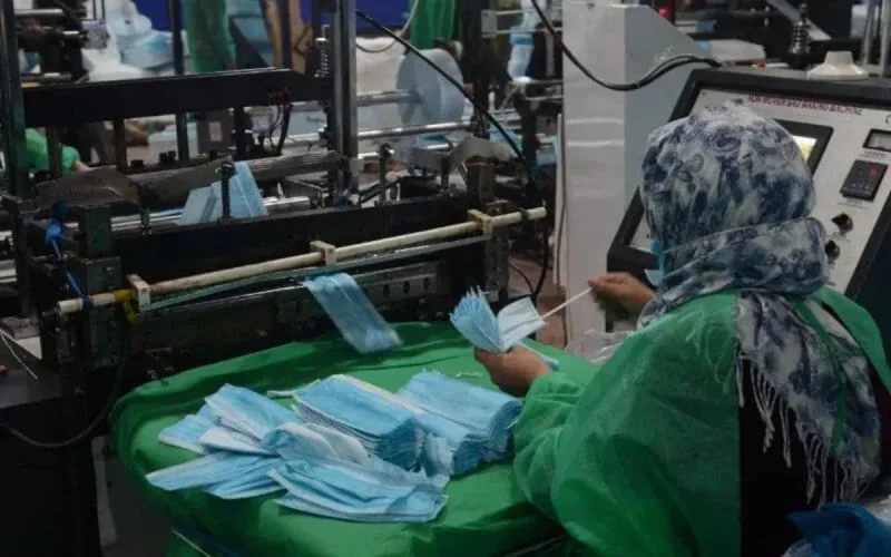 Voici pourquoi les masques sont beaucoup moins chers au Maroc qu'en France