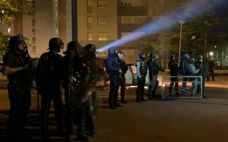 Montigny-lès-Cormeilles : des heurts après la mort de Kamil percuté par un train