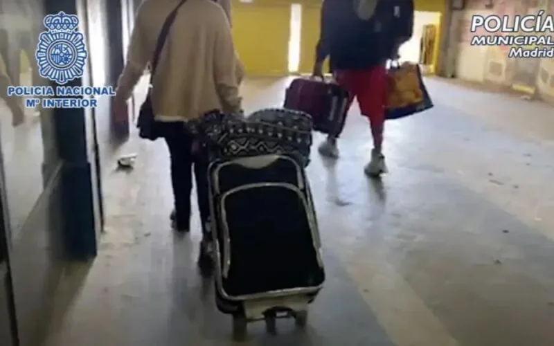 Des Femmes et des mineurs marocains séquestrés dans un entrepôt à Madrid (vidéo)