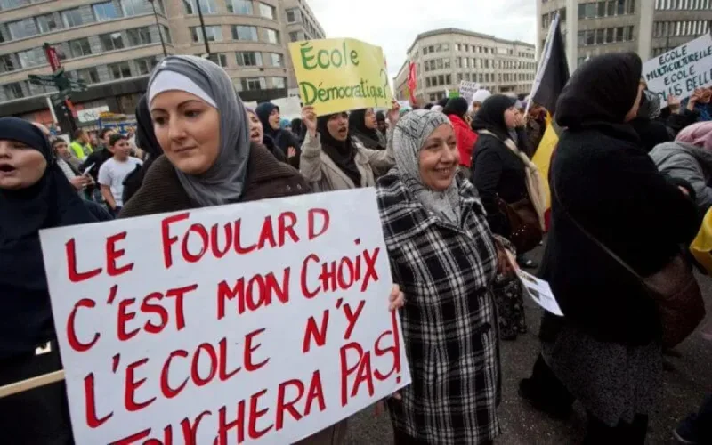 Bruxelles autorise une manifestation contre l'interdiction du voile