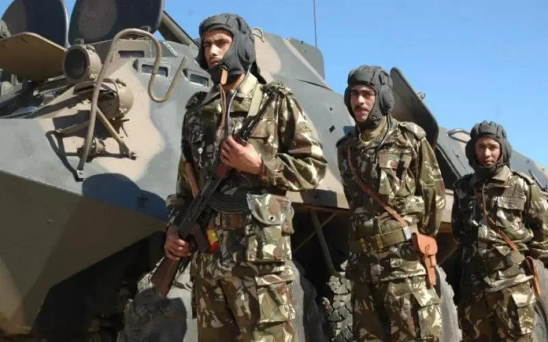 Deux bases militaires algériennes aux frontières avec le Maroc