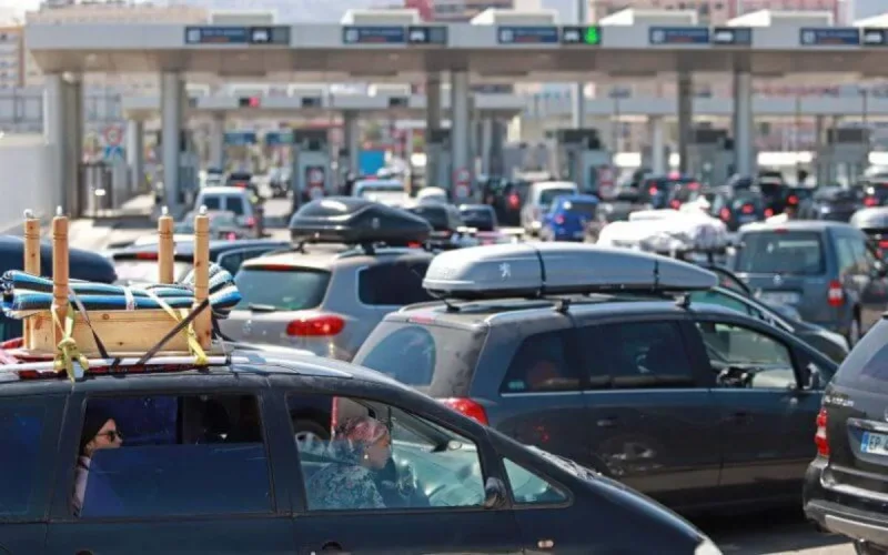 Algésiras ne sait pas quoi faire avec l'arrivée des MRE