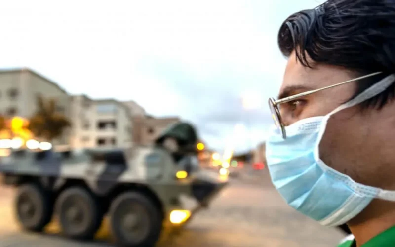 Ne pas porter son masque est passible de lourdes peines et d'amendes