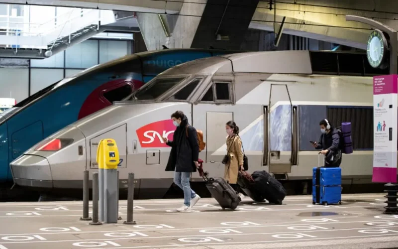 France : découvert ivre et sans masque dans le TGV, un Marocain sous le coup d'une expulsion 