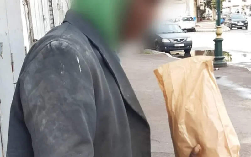 Maroc : un SDF tué, deux SDF arrêtés