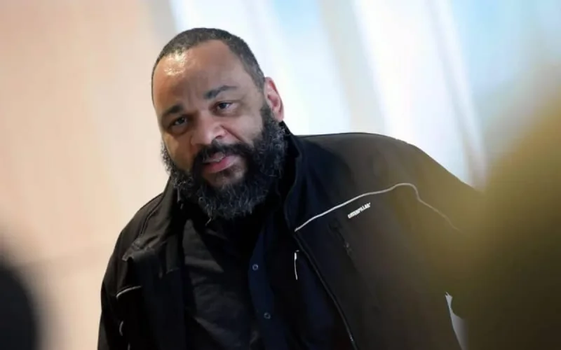 Dieudonné banni de Facebook et instagram