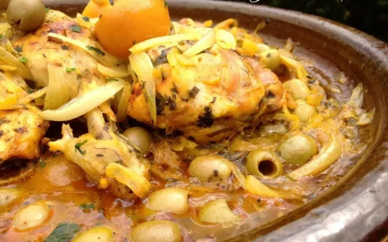 Poulet M'qalli aux olives et citrons confits