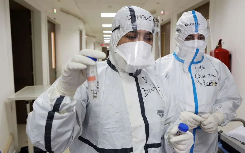 Covid-19 : les asymptomatiques sont aussi dangereux que les symptomatiques