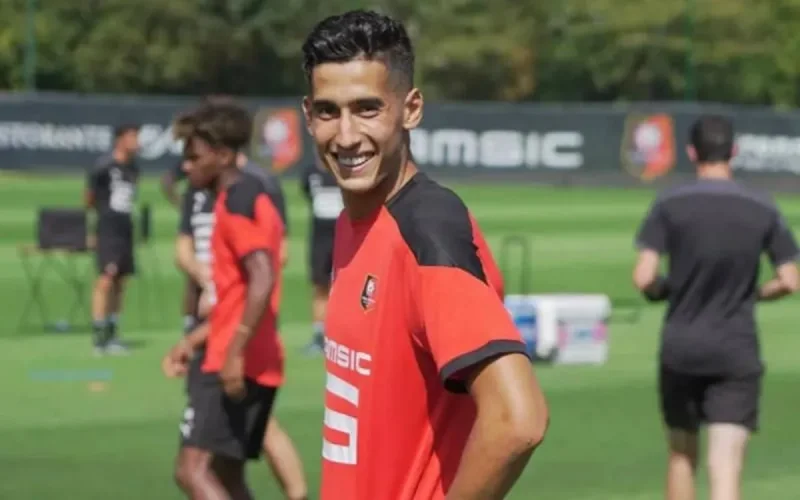 Nayef Aguerd rejoint le Stade Rennais